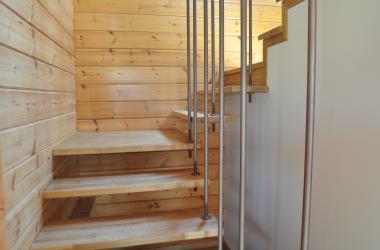 ξύλινη σκάλα Προκάτ ενεργειακά ξύλινα σπίτια φινλανδικά    Wooden houses prefabricated 