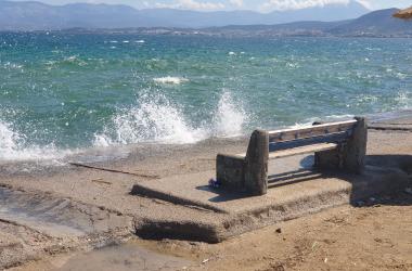 ΑΝΤΟΧΗ ΤΟΥ ΞΥΛΟΥ ΔΙΠΛΑ ΣΤΗΝ ΘΑΛΑΣΣΑ ΚΑι ΣΤΗΝ ΥΓΡΑΣΙΑ